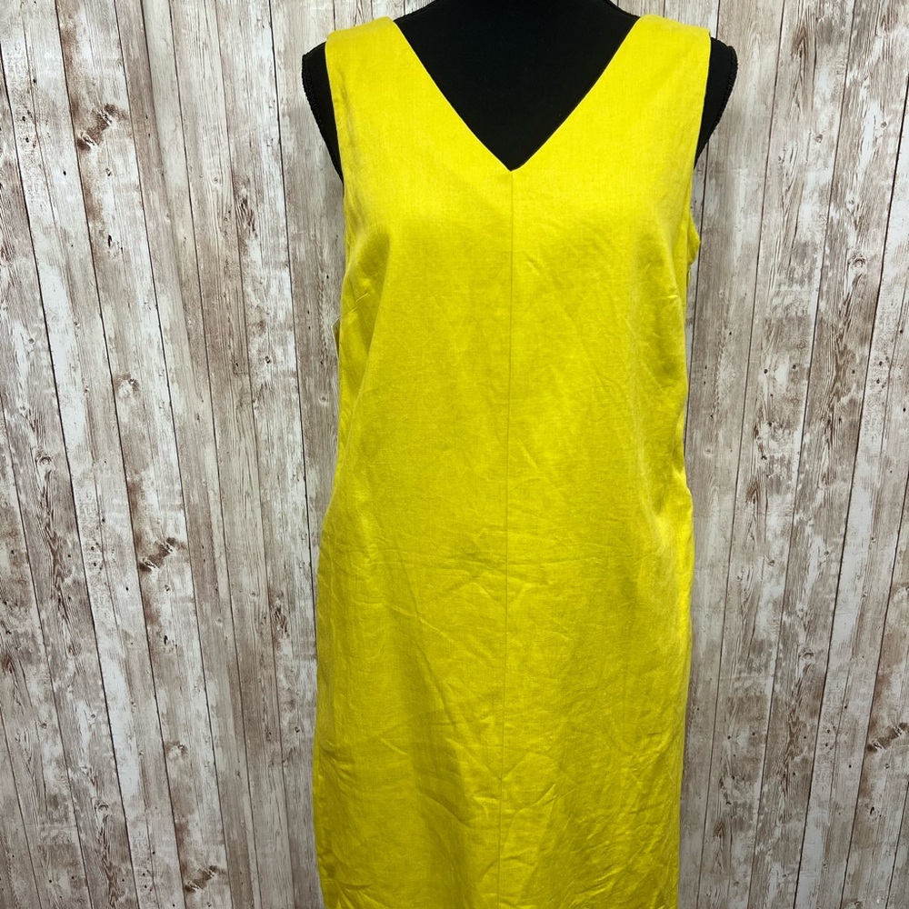 Yellow Sleeveless V-Neck Sheath Dress